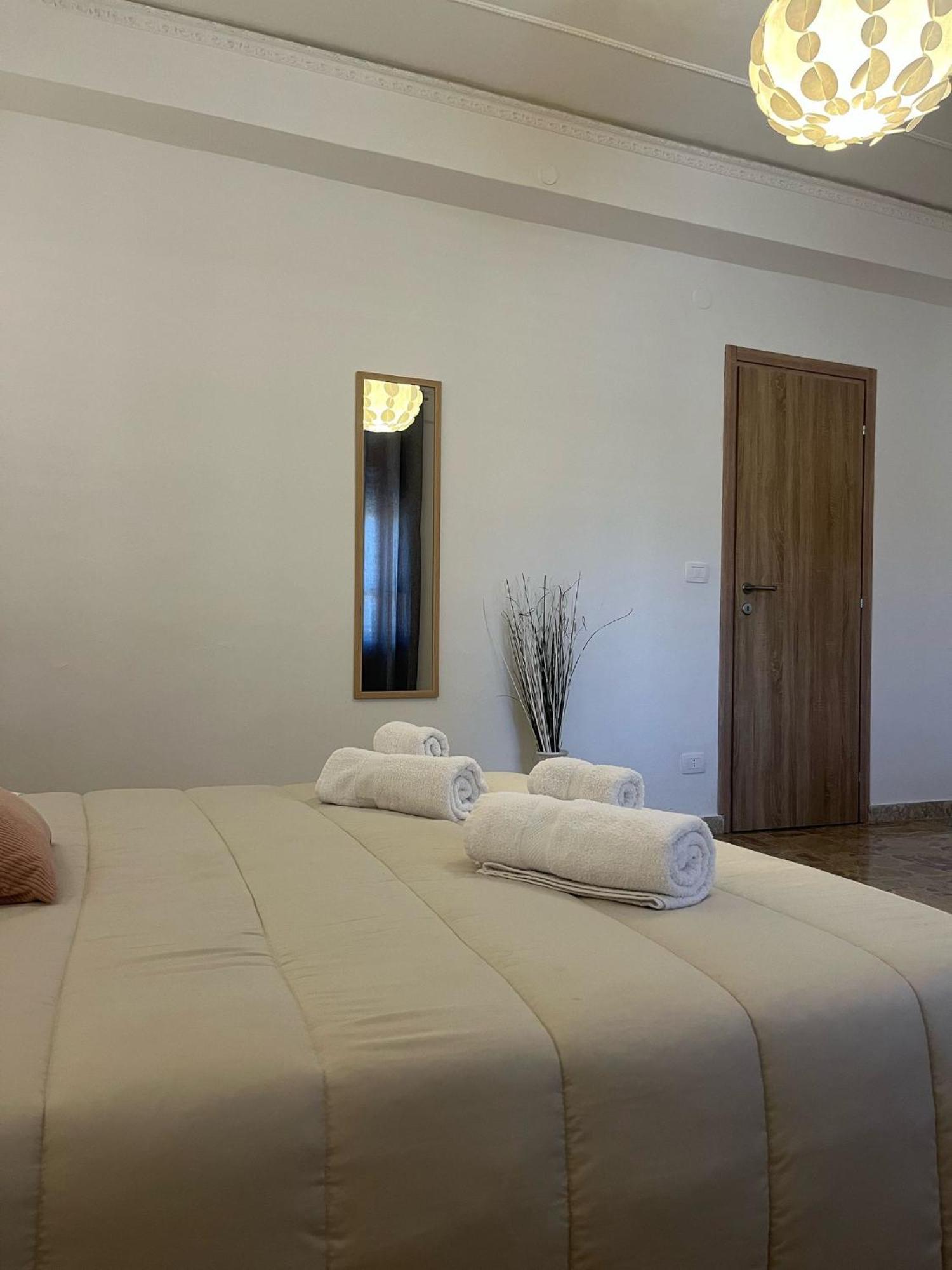 Maresia Apartment Altavilla Milicia Buitenkant foto